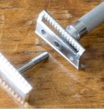 Doppio Razor How to Use a Double Edge Razor